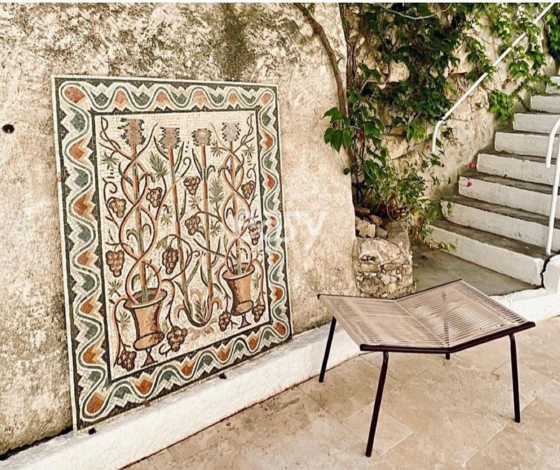 bohemian style photoshoot location available for rent in Marseille FRANCE